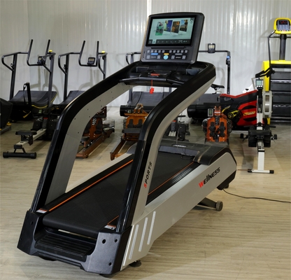 Q235 商業用体育館機器における筋トレ用のLCDタッチスクリーントレッドミール