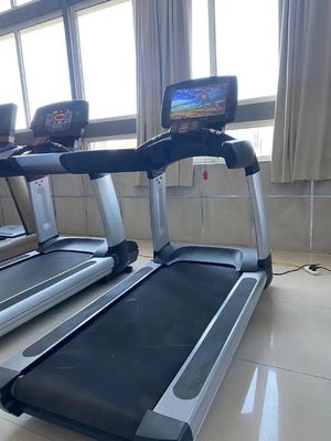 中途半端な負荷 商業用ジム機器 触覚画面 トレーディング・ミル カーディオトレーニング