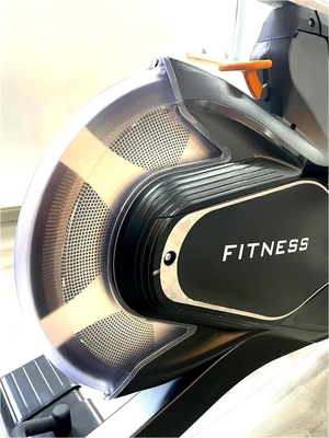 18kg フライウィール 折りたたむデザインとボディビルディング機能の商用スピニングバイク