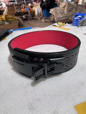 調節可能な帯 体重提起のジムベルト 革のサポート 13MM リバーのパワーリフティングベルト