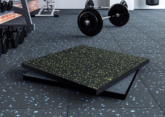 家庭用ジム用防滑ゴムタイル 500*500/1000*1000 黒色