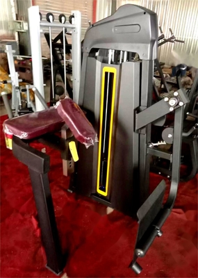 プロジムのフィットネス機器 座ったバイセプマシン 筋トレのトレーニング