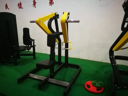 背筋のトレーニングを最大化する 横向きのローイングマシンの容量 他の135kg